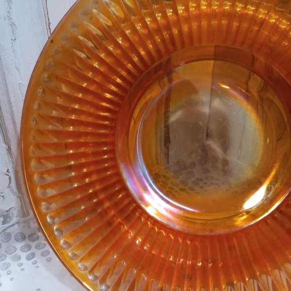 Large Vintage Iridescent Marigold Carnival Glass Bowl - Picture 2 of 6